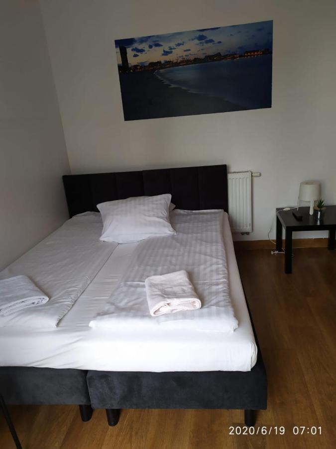Hotel Bryza Rewa Extérieur photo