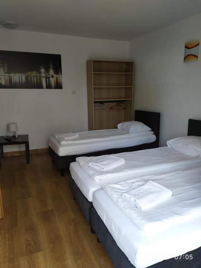 Hotel Bryza Rewa Extérieur photo