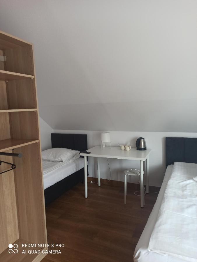 Hotel Bryza Rewa Extérieur photo