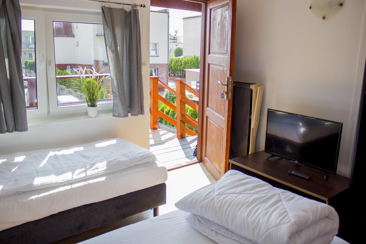 Hotel Bryza Rewa Extérieur photo