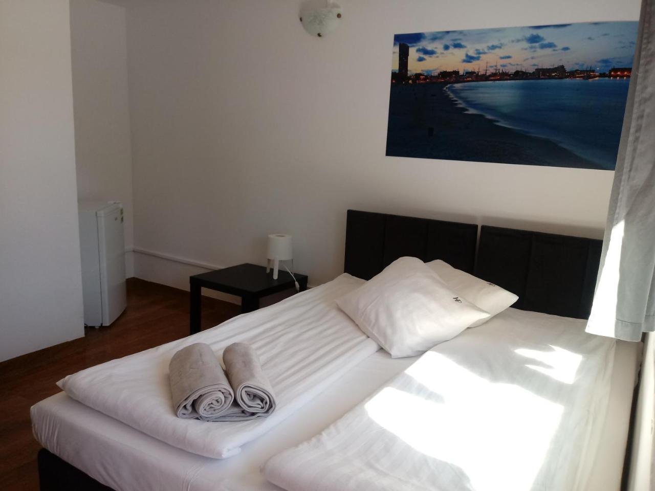 Hotel Bryza Rewa Extérieur photo